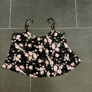 American Eagle Floral cropped tank top
